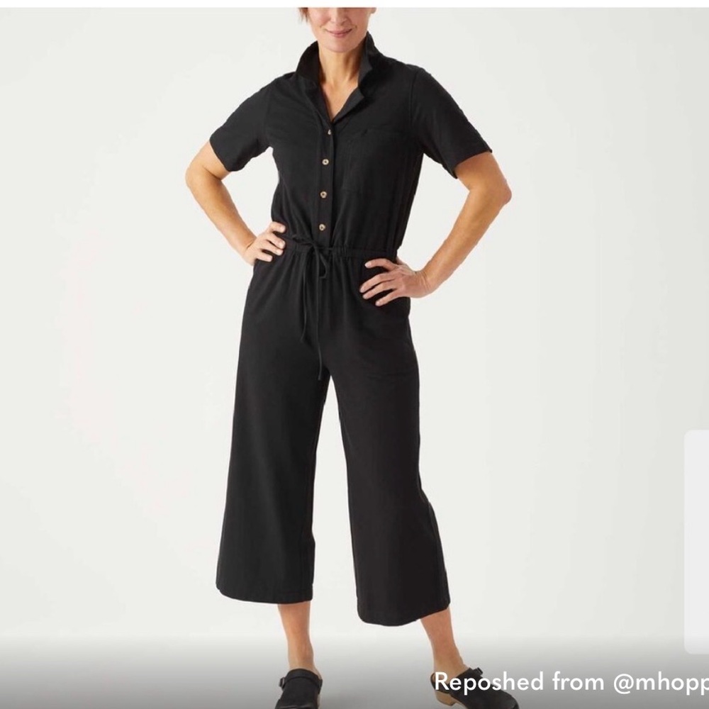 Duluth trading co. Black Short-Sleeve Button Front Jumpsuit